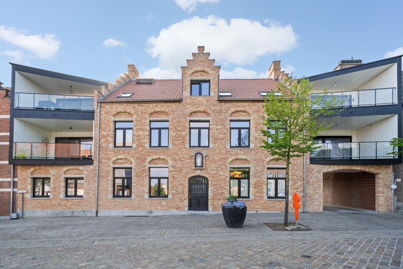 Uitstekend gelegen doorzonappartement met prachtig uitzicht 