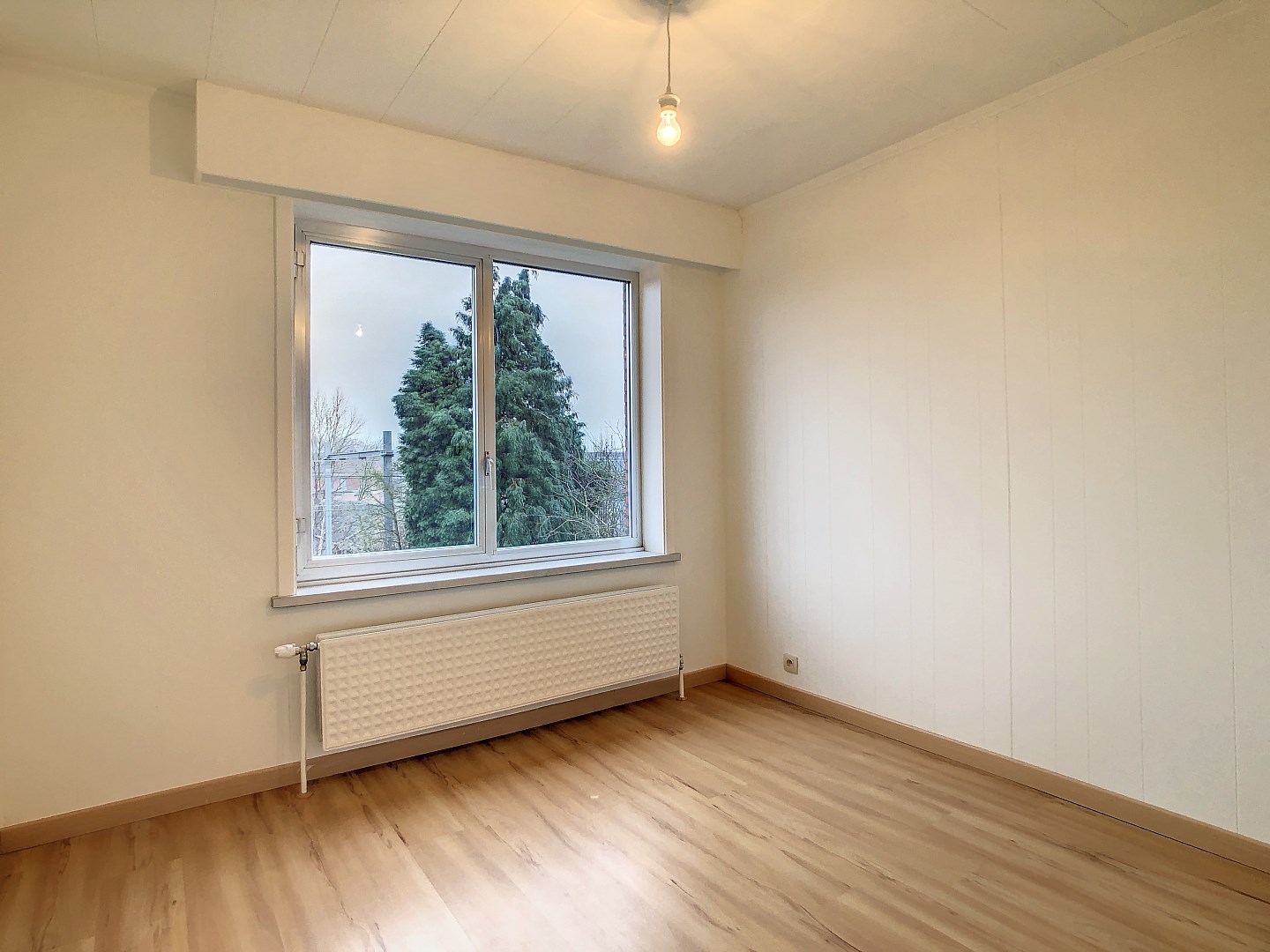 Rustig gelegen volledig vernieuwd appartement met 2 ruime slaapkamers vlakbij Leuven - EPC 237 kWh/m² - bewoonbare oppervlakte 72 m² 