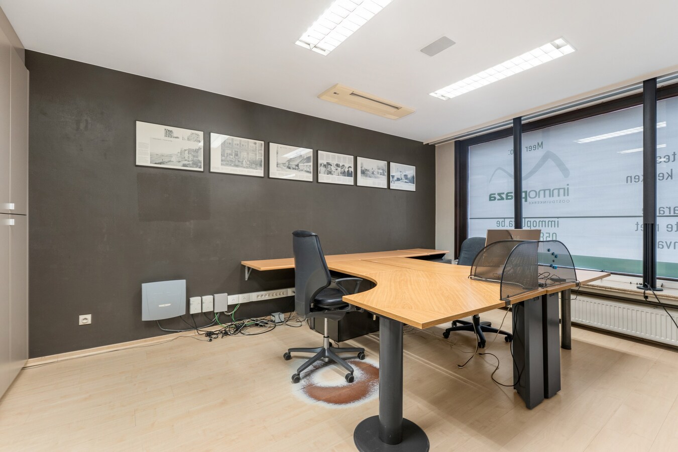 Immeuble commercial à Oostduinkerke - parfait pour bureau ou activité commerciale 