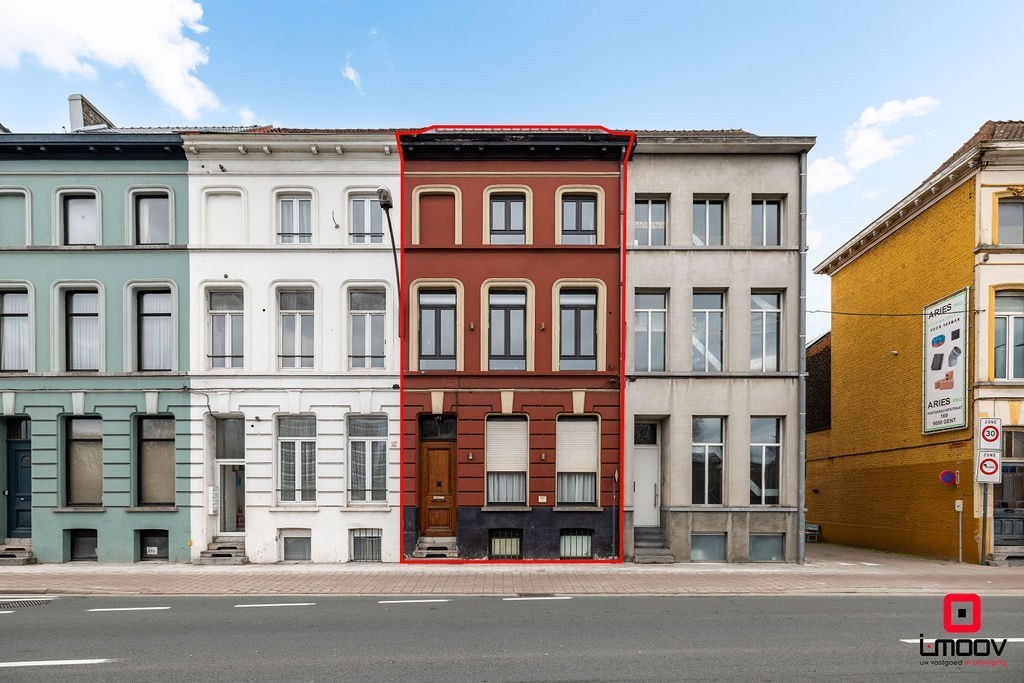 Bel-étage woning met 5 slaapkamers in Gent 