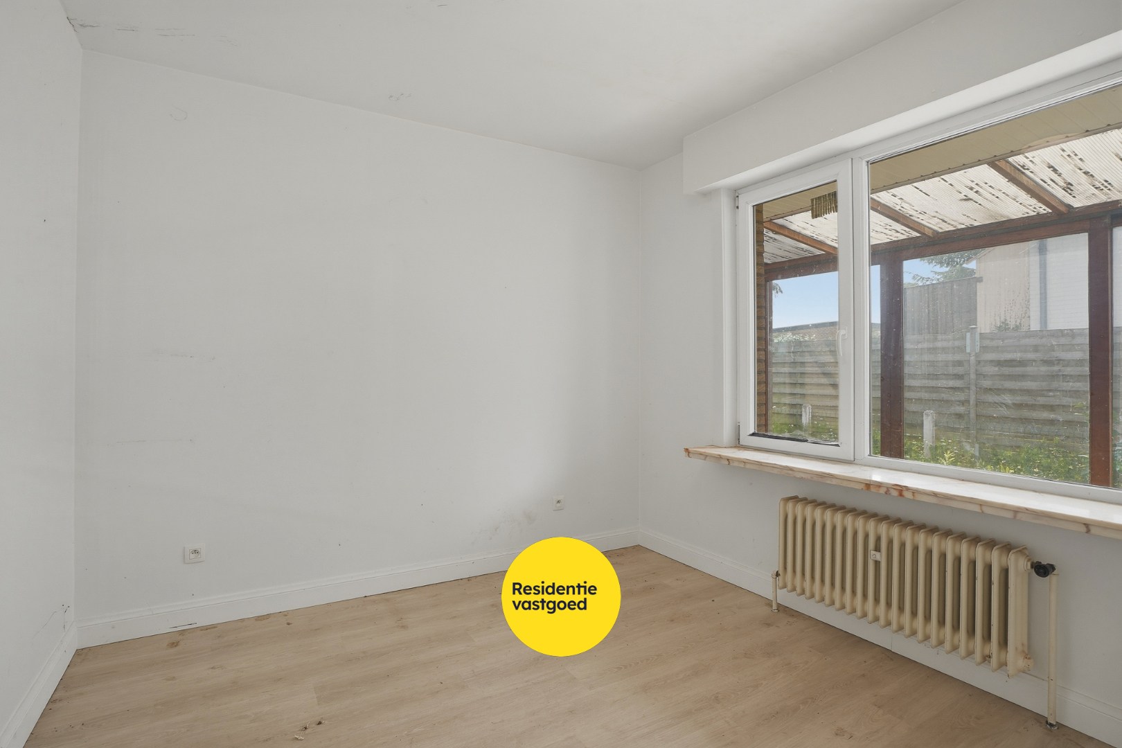 Bungalow op 959 m² met open zicht te Sijsele (Damme) 