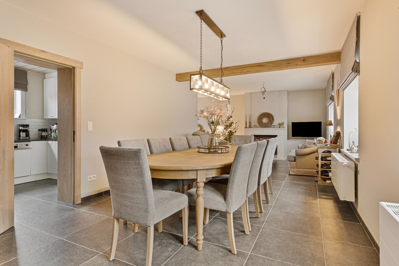 Gerenoveerde woning in het centrum van Moregem 