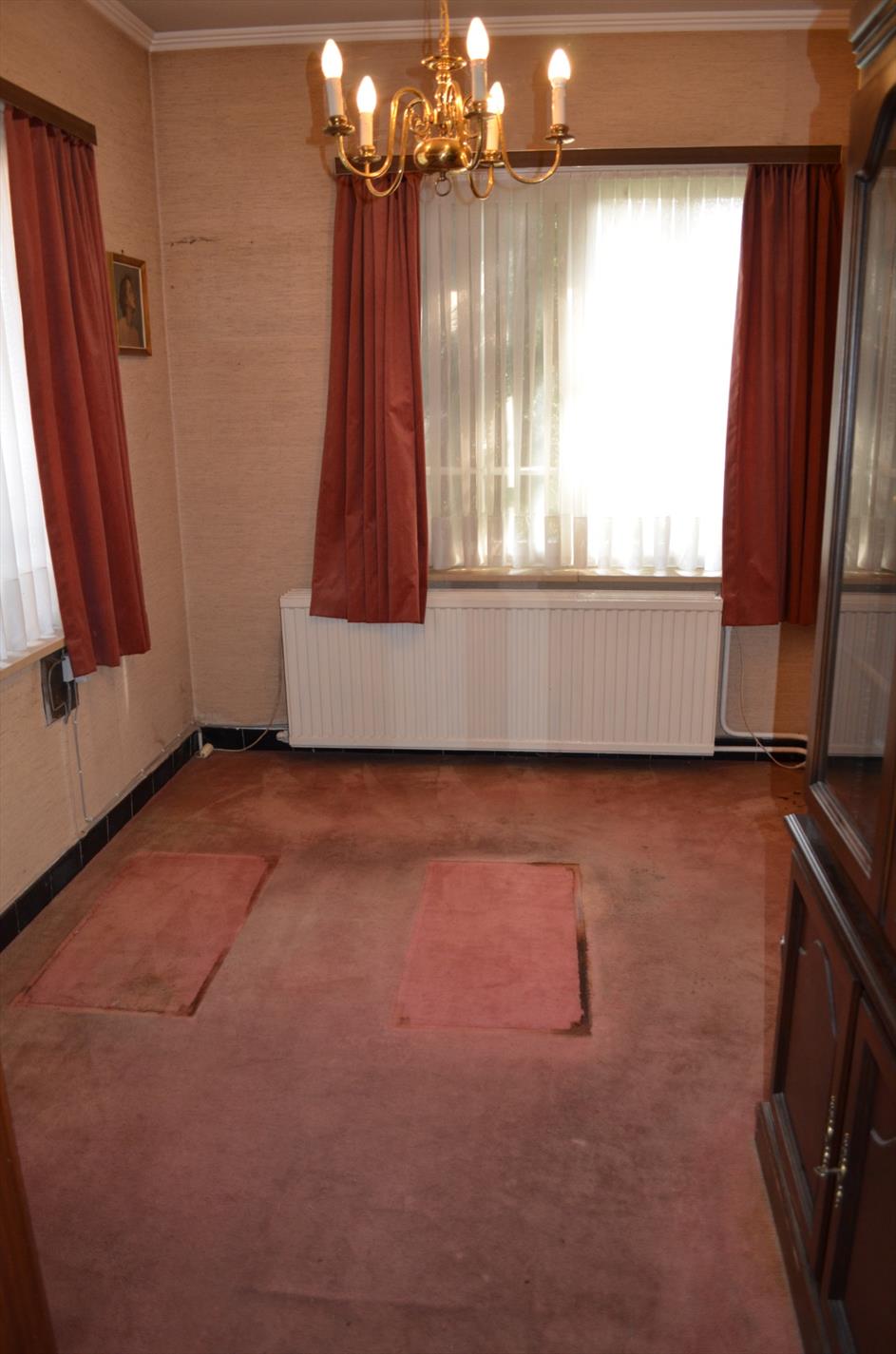 Te renoveren woning te Waarschoot 