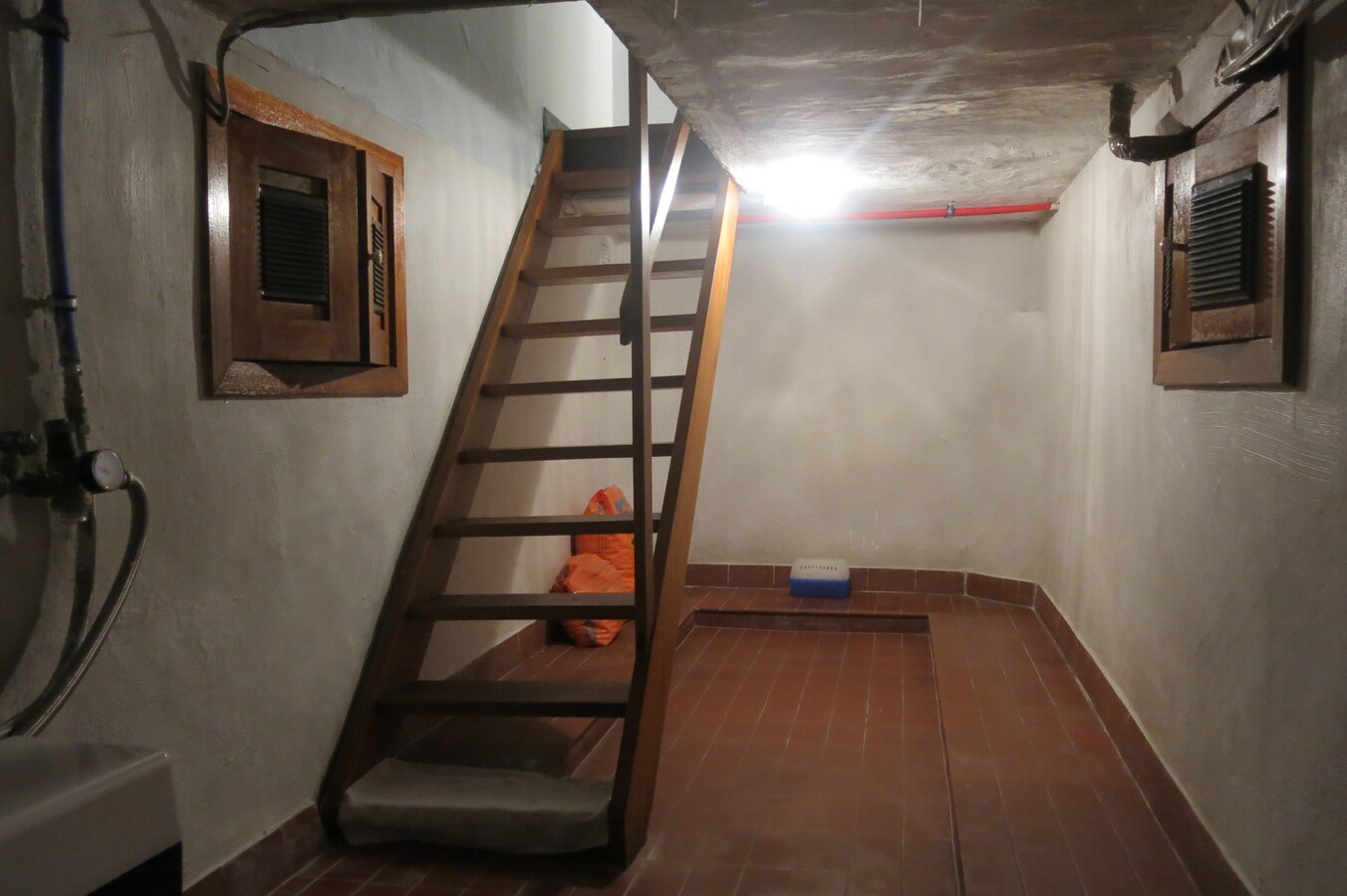 Goed onderhouden woning met 4 grote slaapkamers 