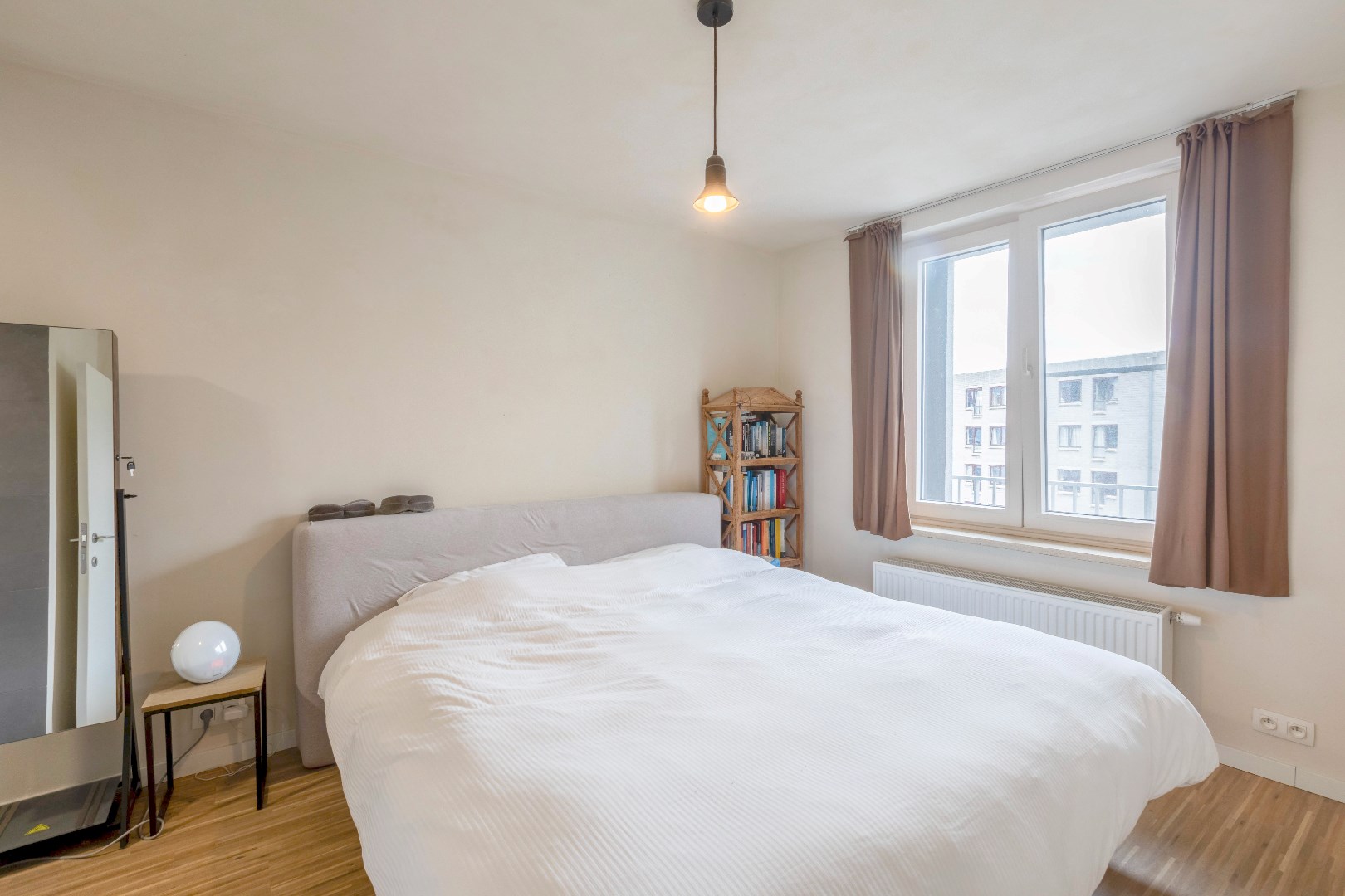 Instapklaar en goed gelegen 1slp. app. (Onmiddellijk beschikbaar) 