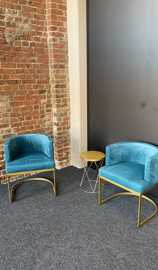 Prachtig ingerichte loftkantoren te koop in Kortrijk