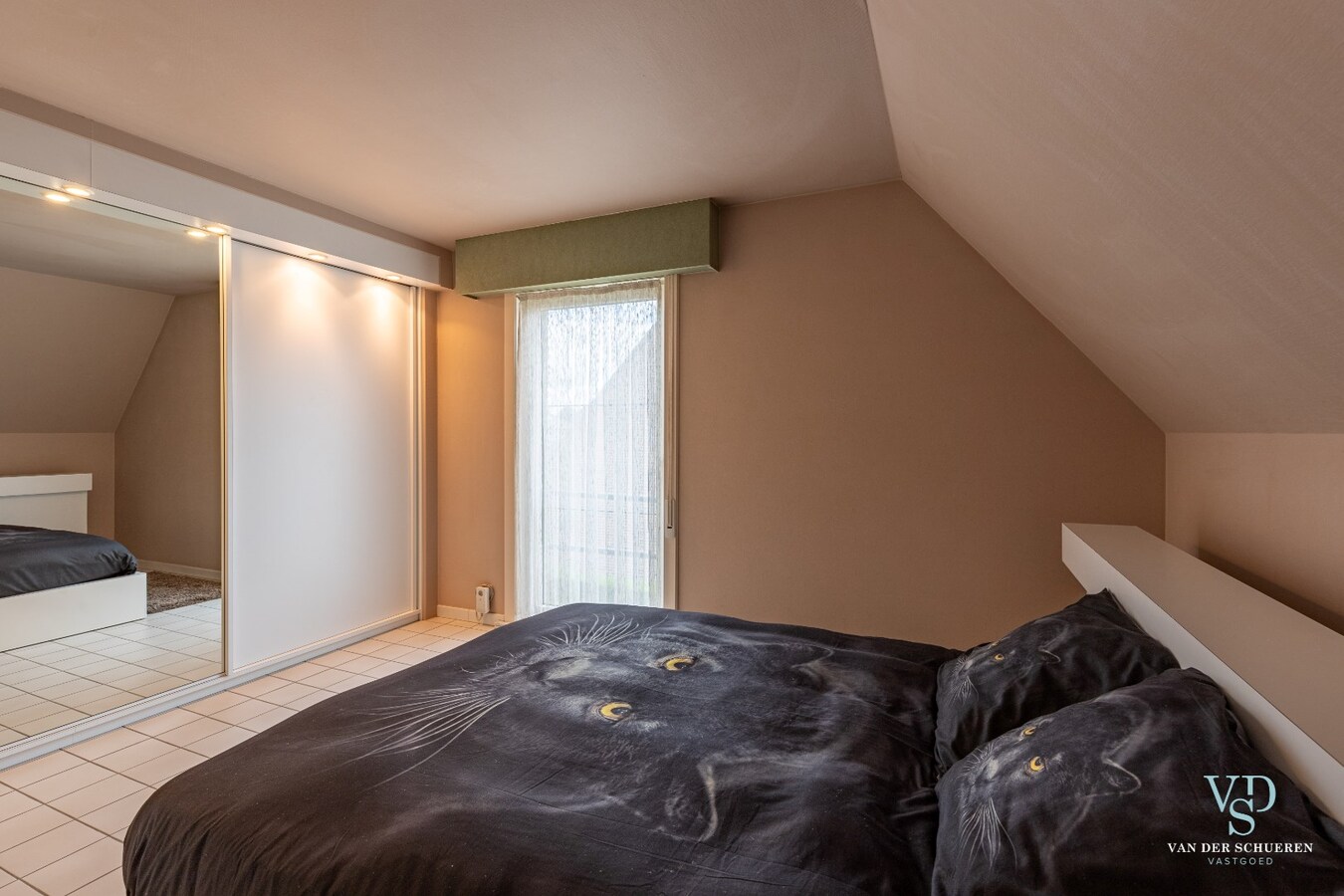 Degelijke, eigentijdse villa 