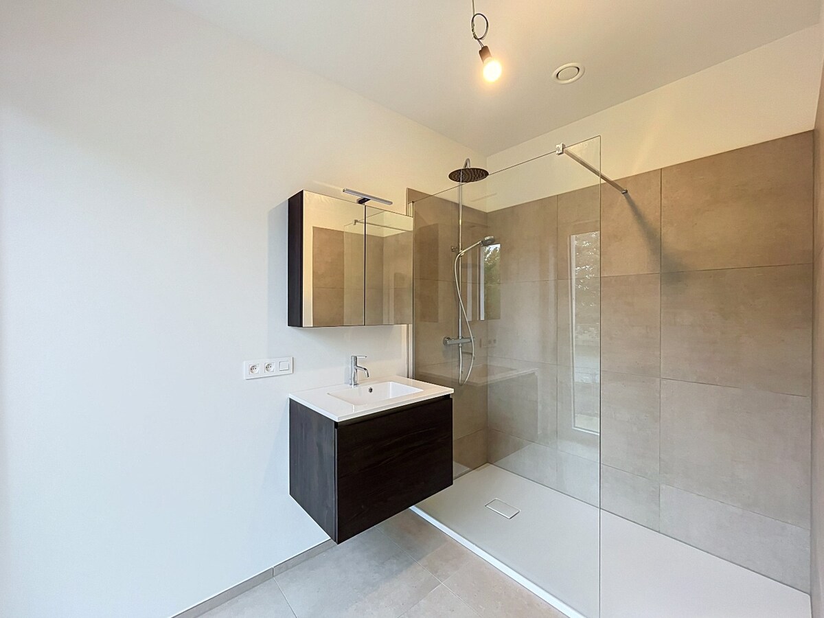Nieuwbouwappartement met twee terrassen te Brugge! 
