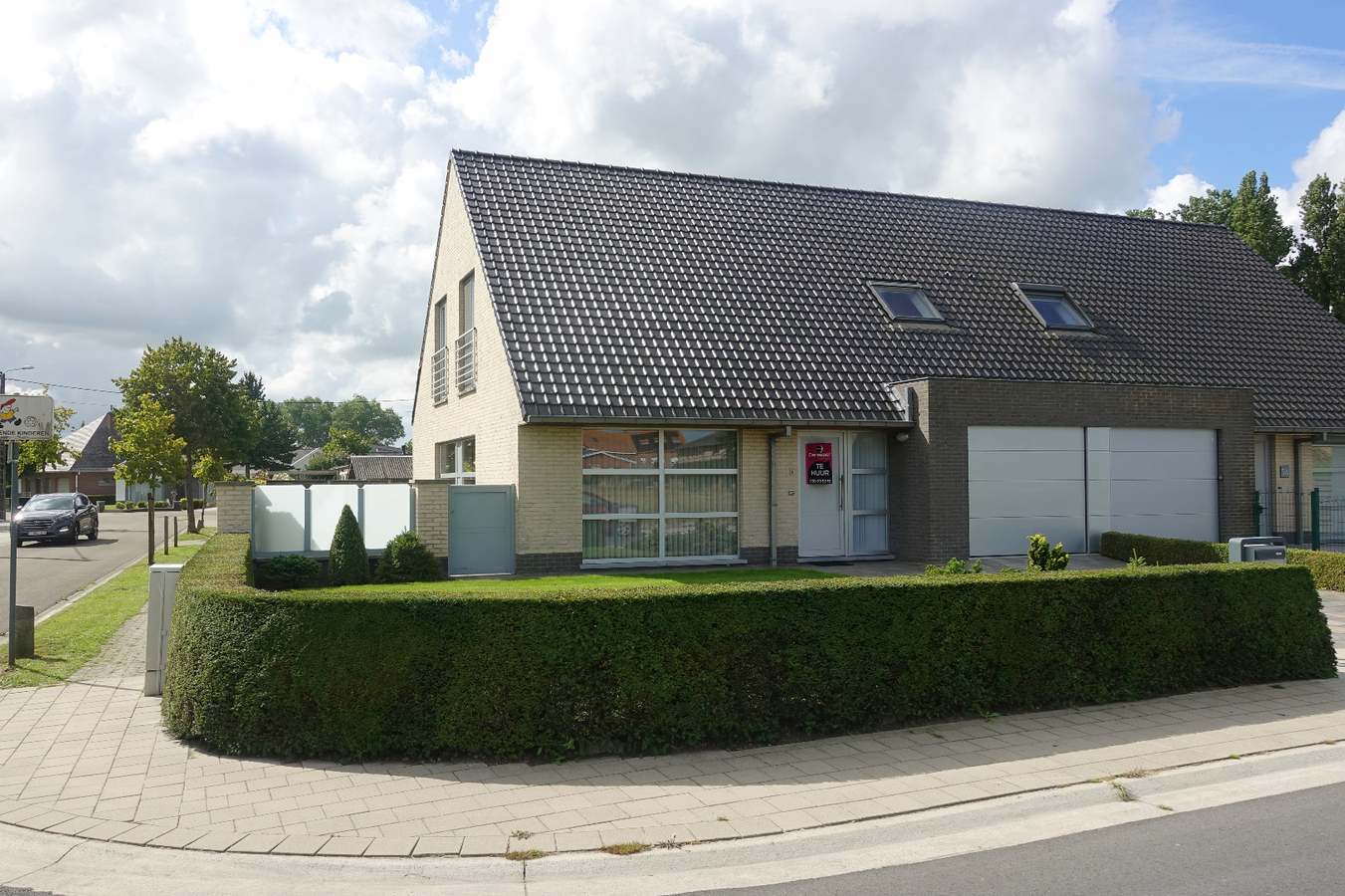 Instapklare halfopen woning 