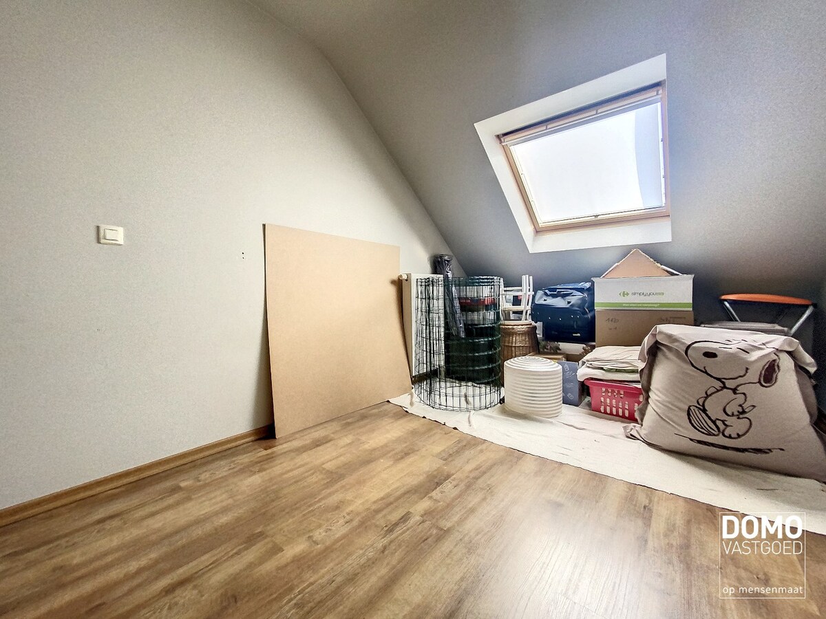 Ruime woning met tuin, garage en 3 slaapkamers vlakbij centrum Hasselt 