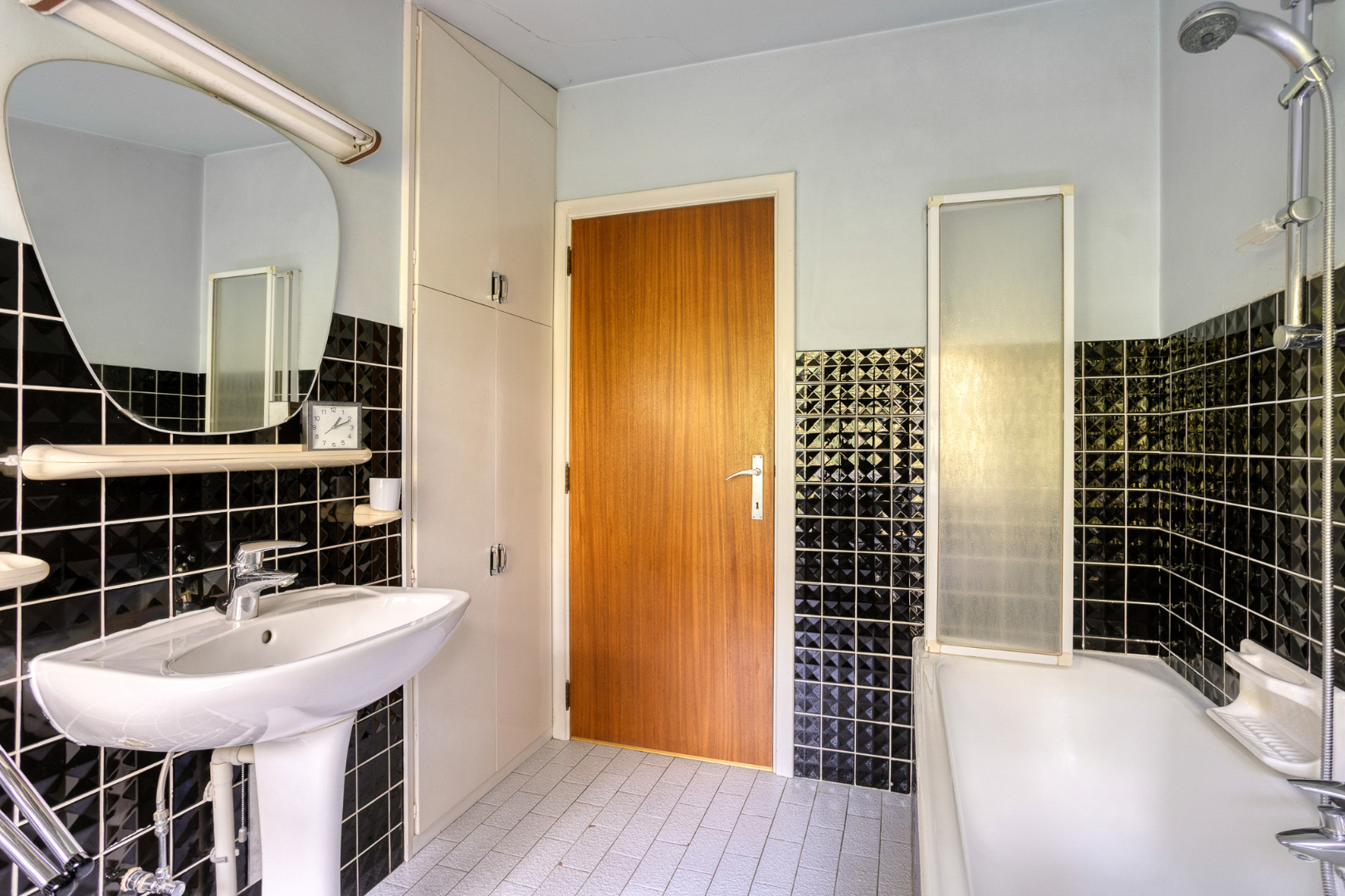 WONING met 3 slaapkamers en garage op 1.465 m² – 1640 SINT-GENESIUS-RODE 