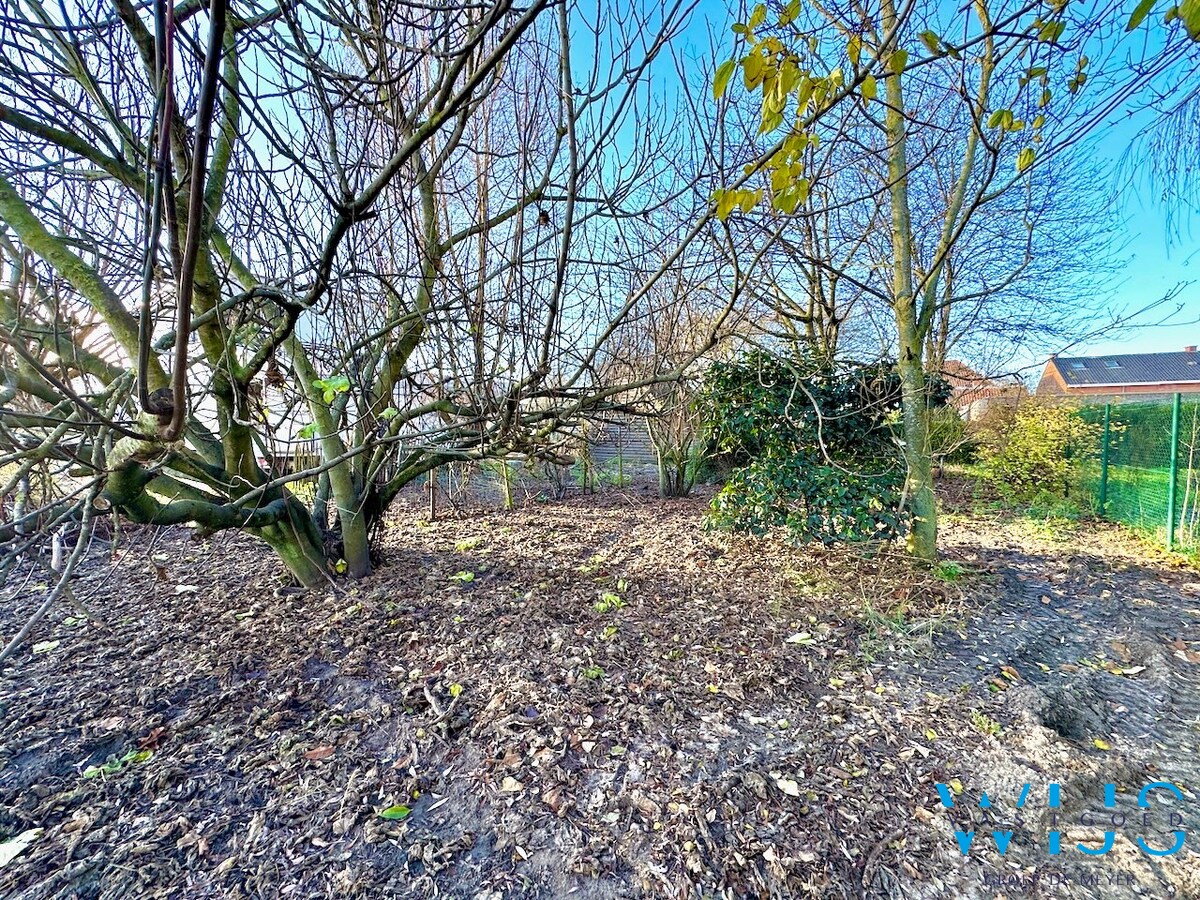 Bouwgrond van 470 m² voor halfopen bebouwing te Zelzate 