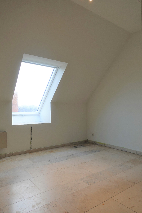 Ruim duplex appartement te Gistel 