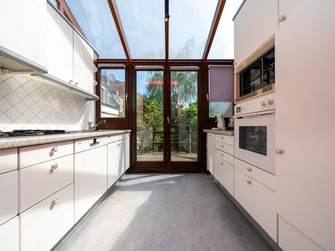 Knappe herenwoning met praktijkruimte en tuin 