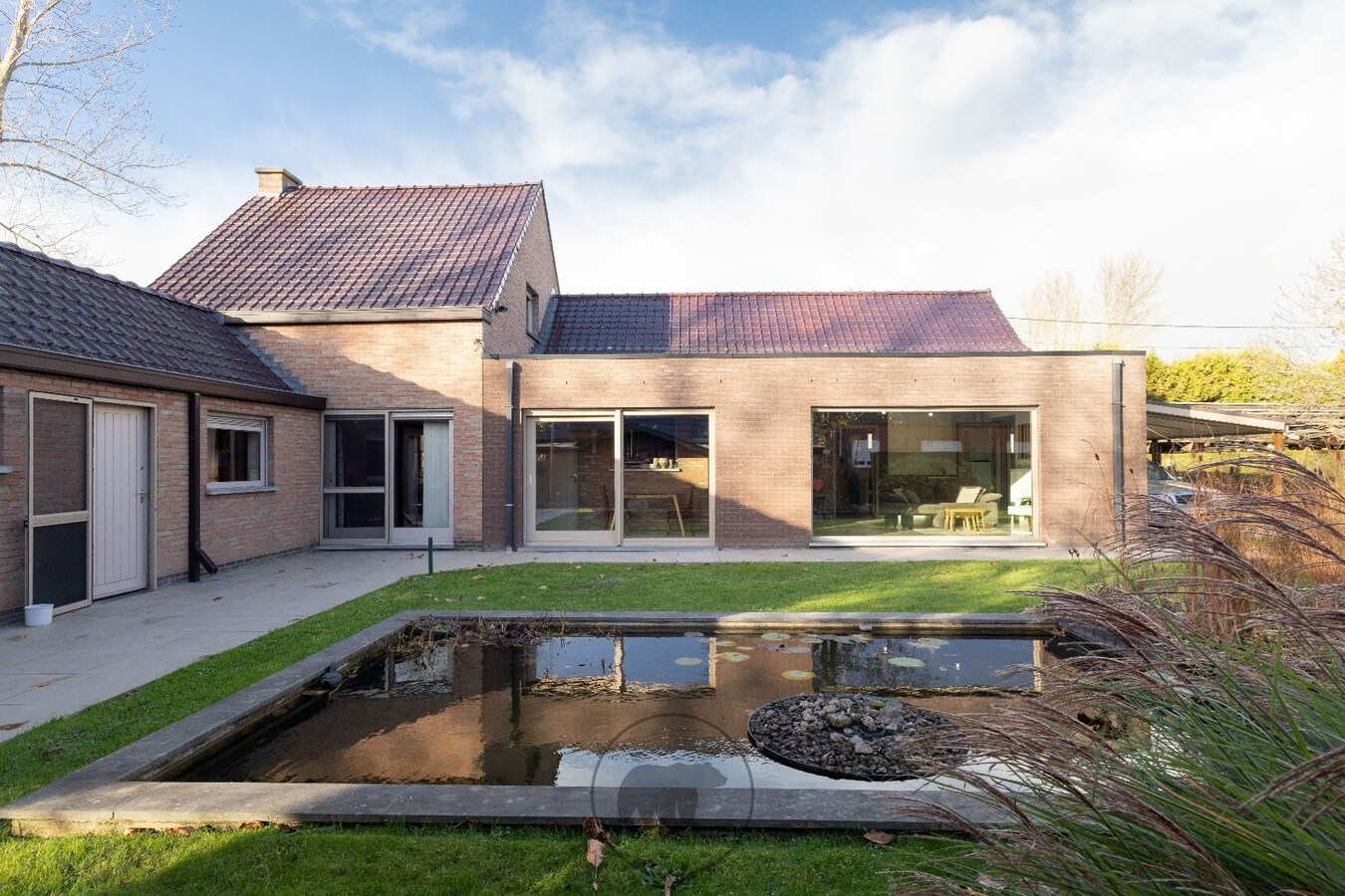 Landelijke woning op ruim perceel 