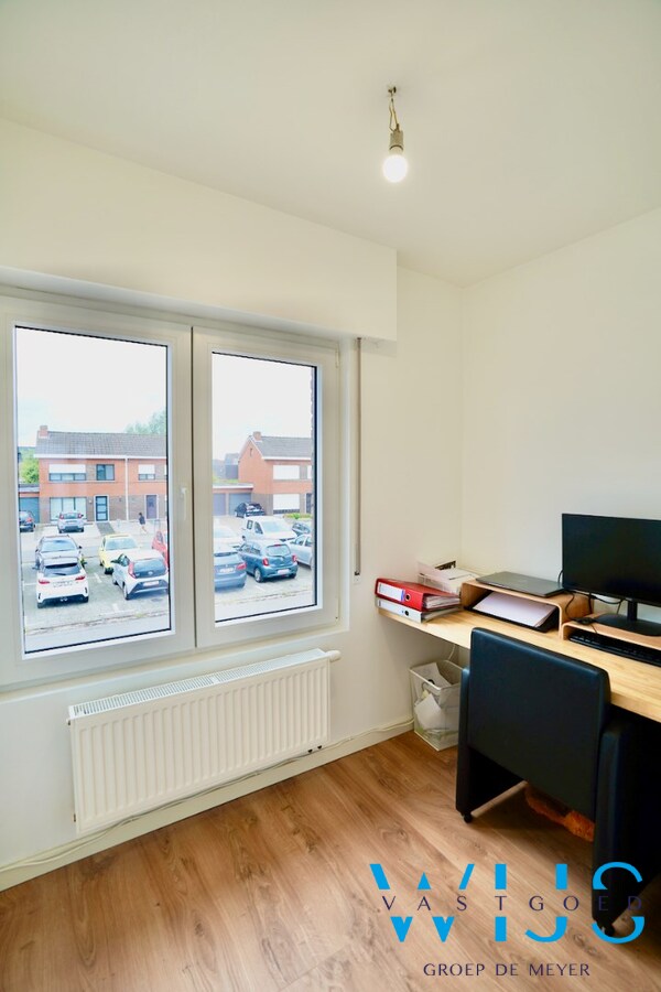 Gezellig instapklaar woonhuis in het hart van Eeklo 