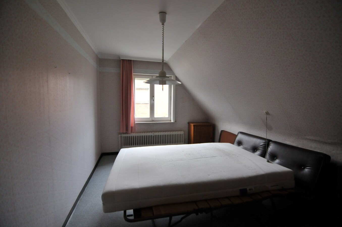 Woning 3 slaapkamers en garage 