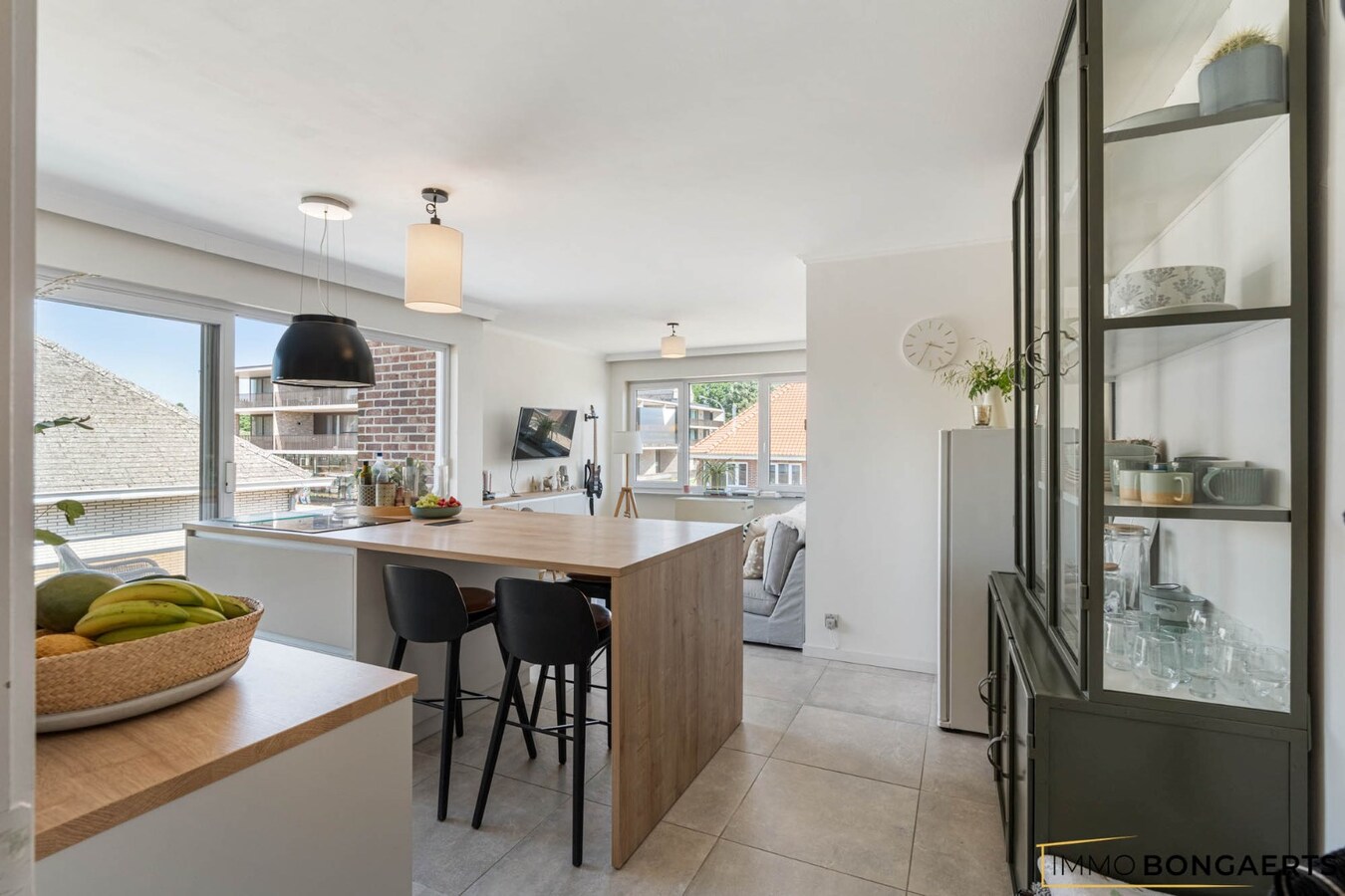 Gerenoveerd appartement met drie slaapkamers 