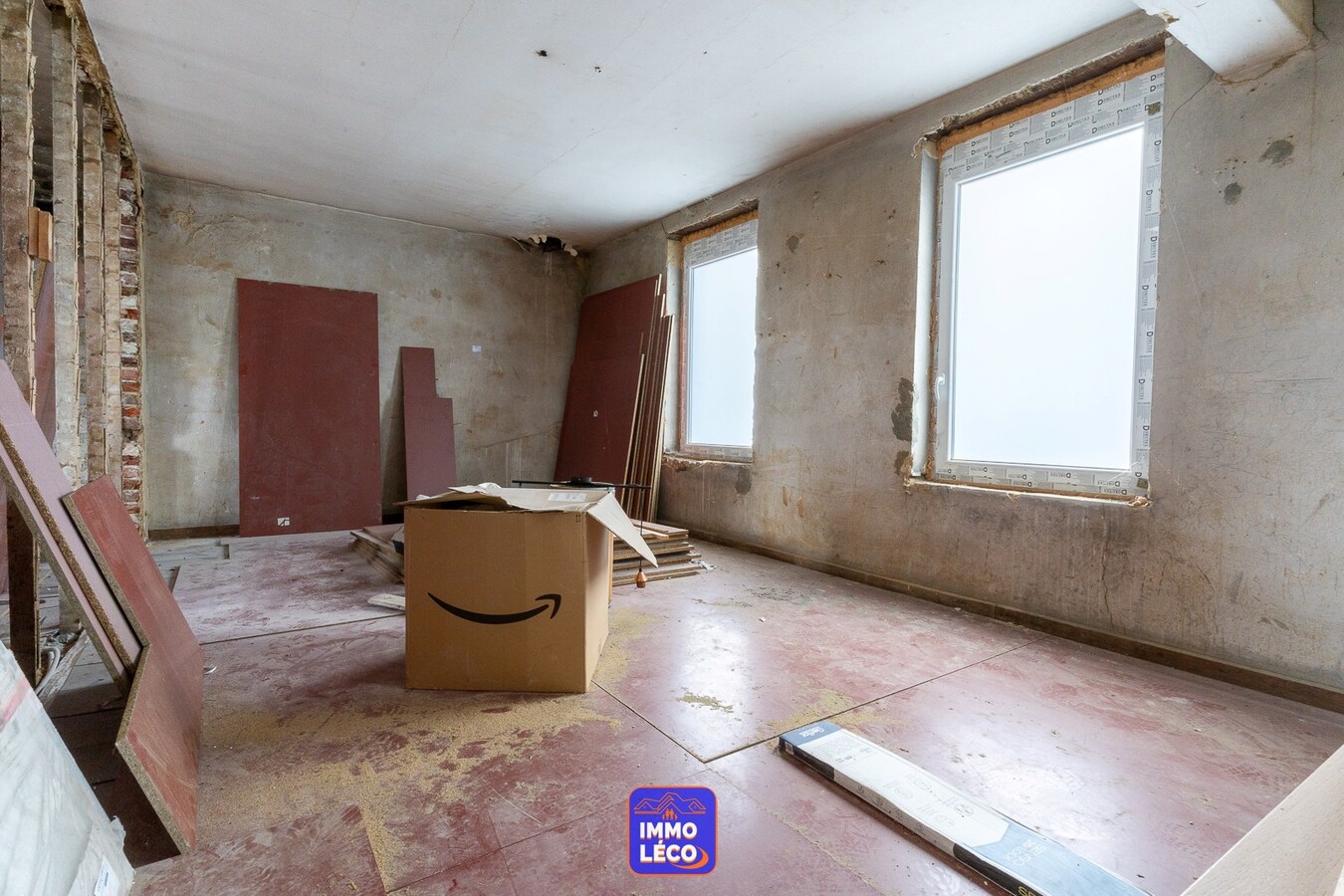 Grande maison d'habitation avec jardin, EXCELLENT POTENTIEL ! 