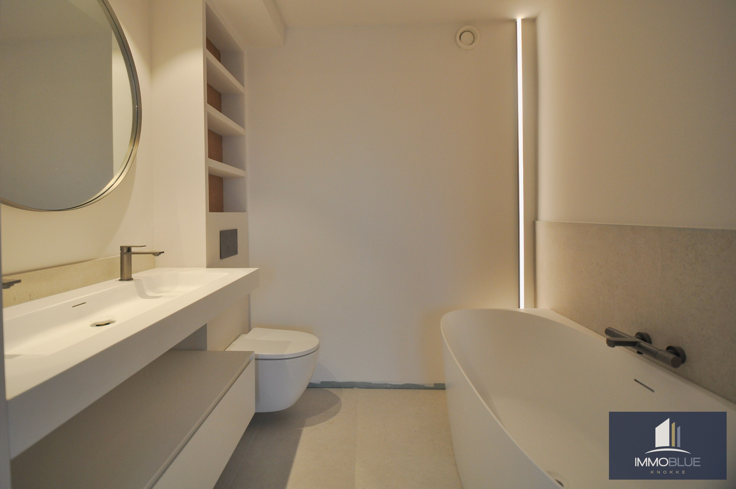 Appartement de luxe avec vue sur mer et finitions haut de gamme. 