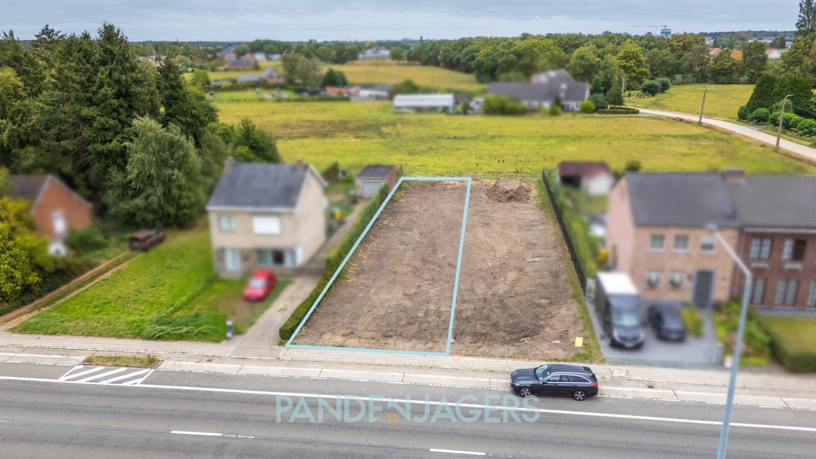 Bouwgrond (504 m2) voor halfopen bebouwing te Duffel 