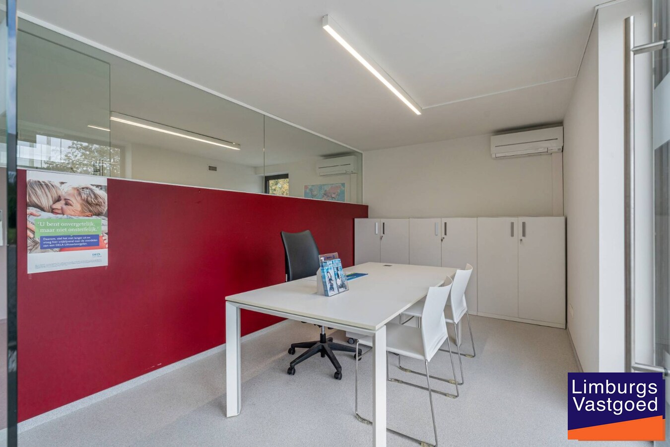 Exclusieve woning met praktijkruimte en zicht op weilanden 
