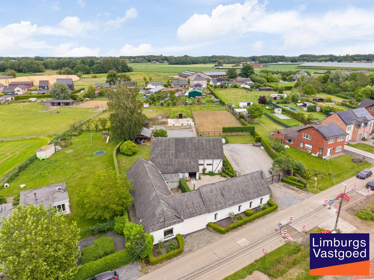 Authentieke hoeve op een perceel van ong. 47a te Sint-Lambrechts-Herk 