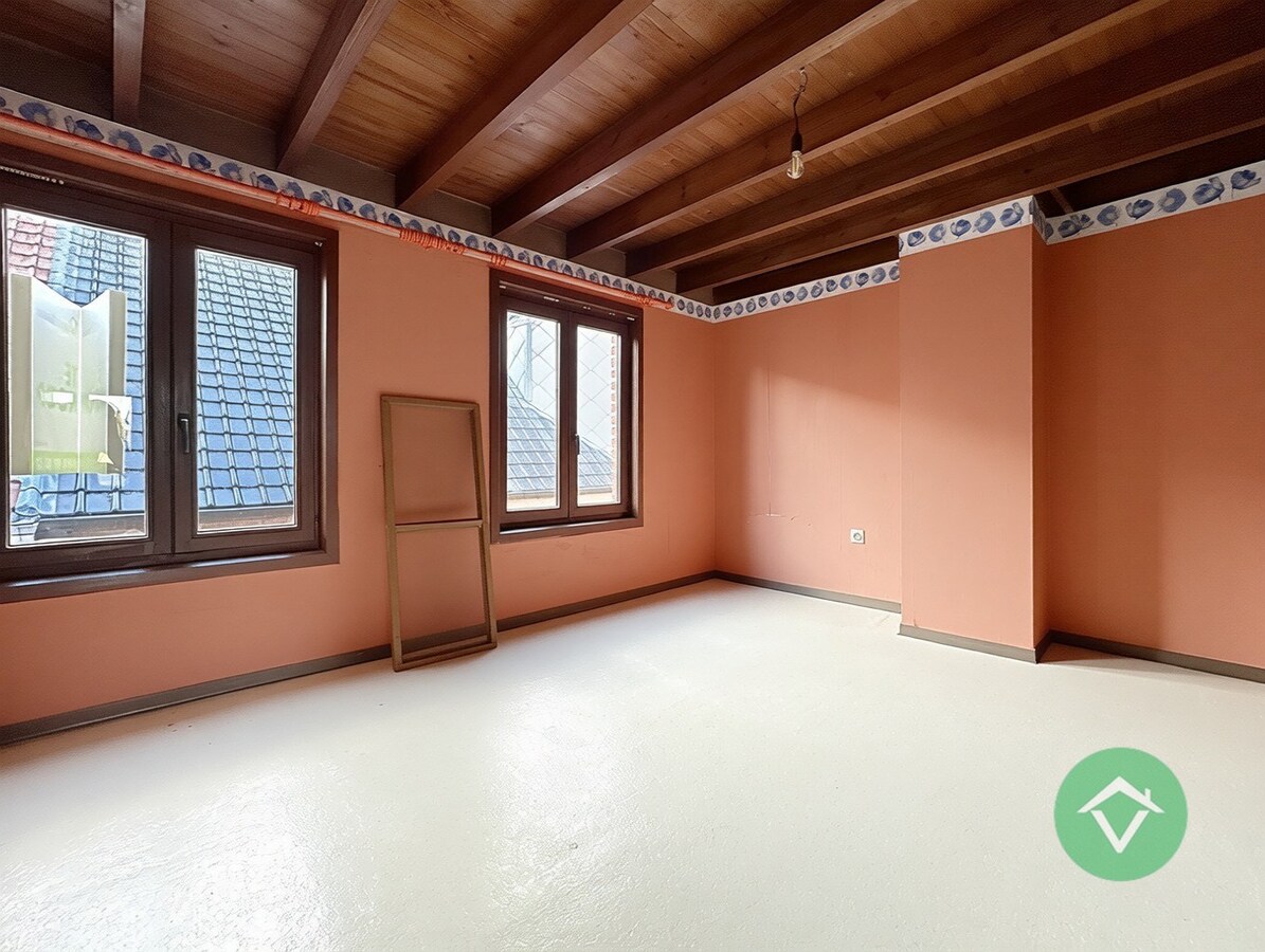 Instapklare woning met 4 slaapkamers in centrum van Koekelare 