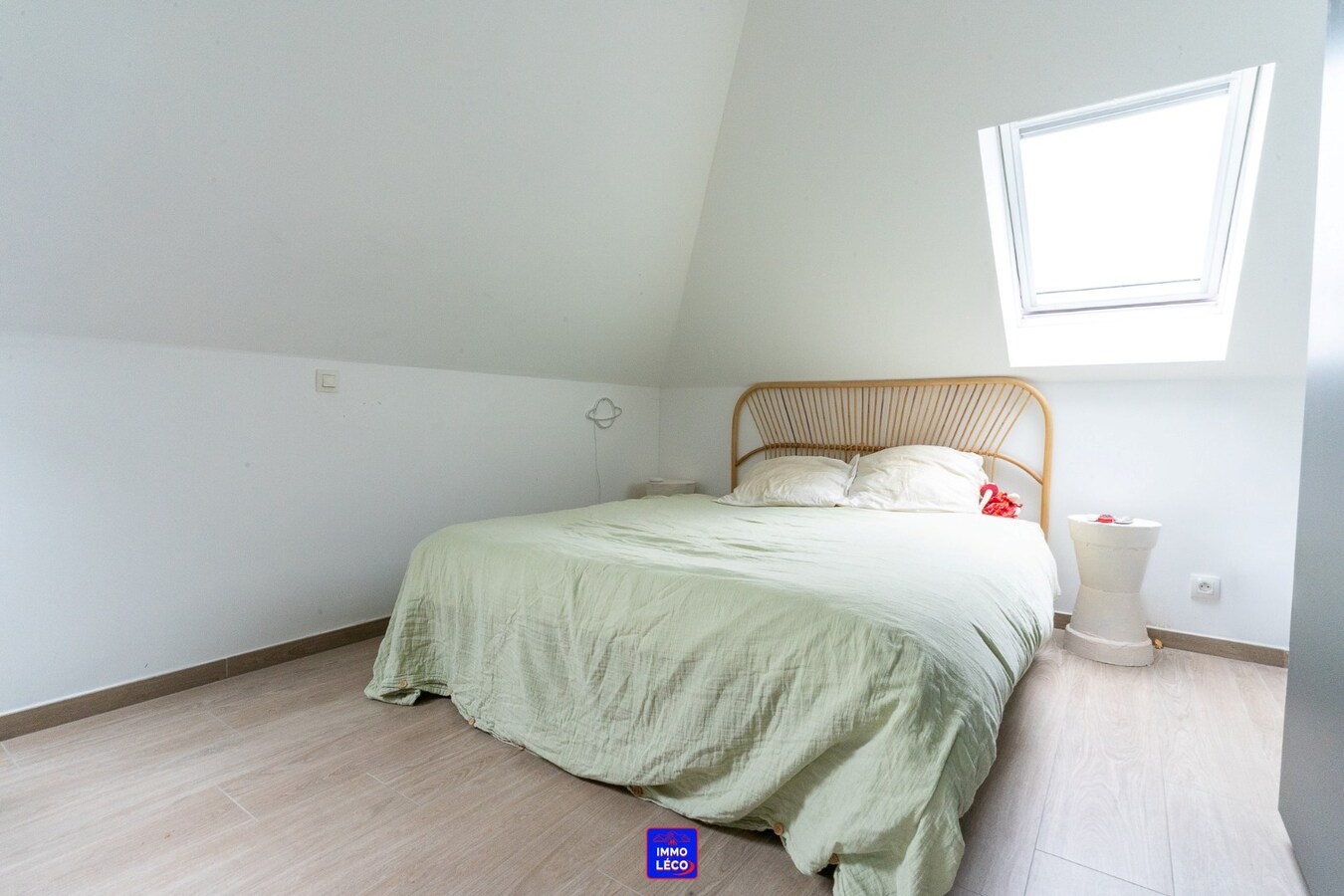 Appartement récent "DUPLEX" 3 chambres, terrasse et parking ! TOP SECTEUR ! 