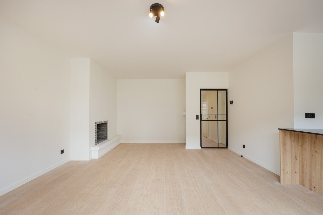 Gerenoveerd appt. met 2 slpk nabij het Runcvoortpark! 