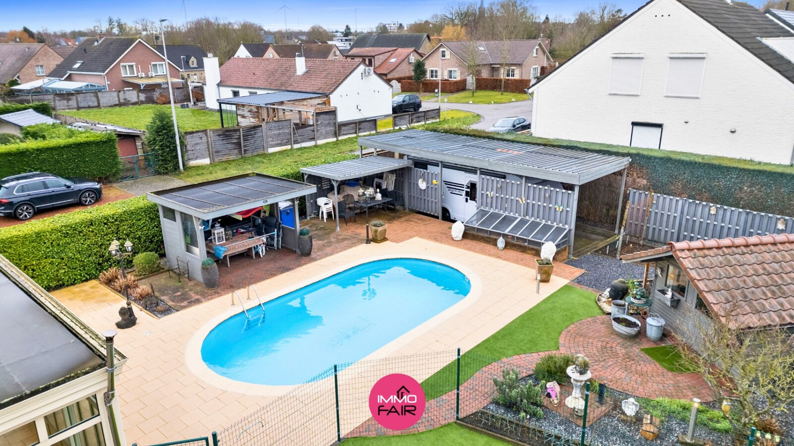 Royale gezinswoning op perceel van 829 m² op 5 minuten van Maastricht! 