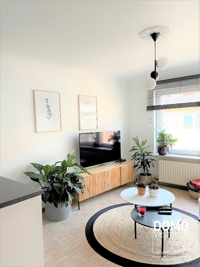 KNUS GERENOVEERD 1 SLAAPKAMER APPARTEMENT MET KELDERBERGING IN HET CENTRUM VAN HASSELT 