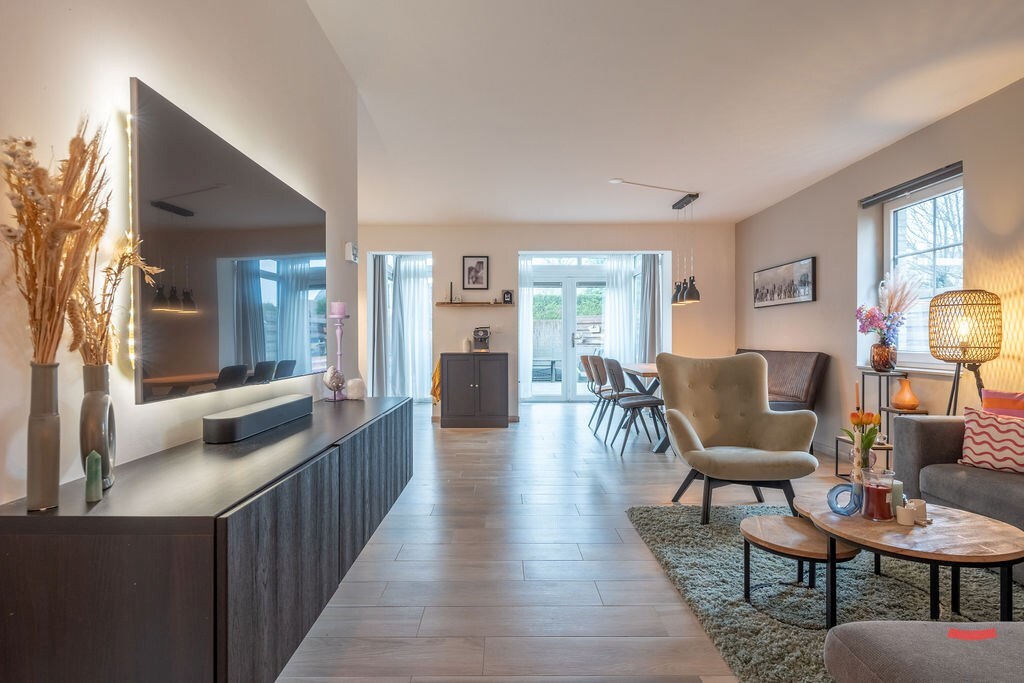 Benedenwoning verhuurd in Ravels