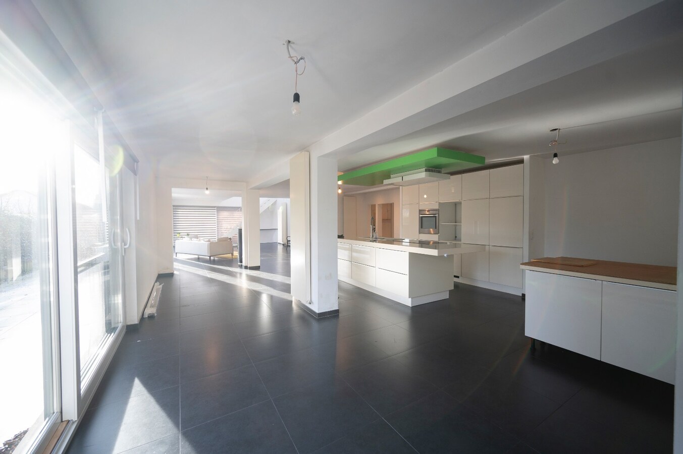 EXCLUSIEVE LOFTVILLA IN OASE VAN RUST OP ZUCHT VAN ZEE 