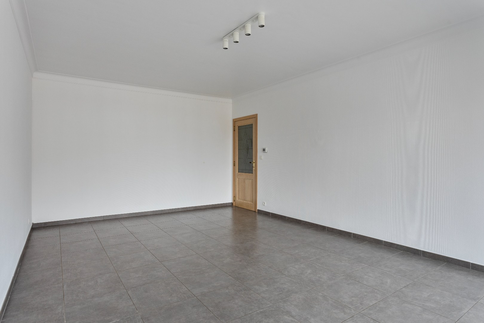 Ruim appartement 2 slpks, balkon en garage 