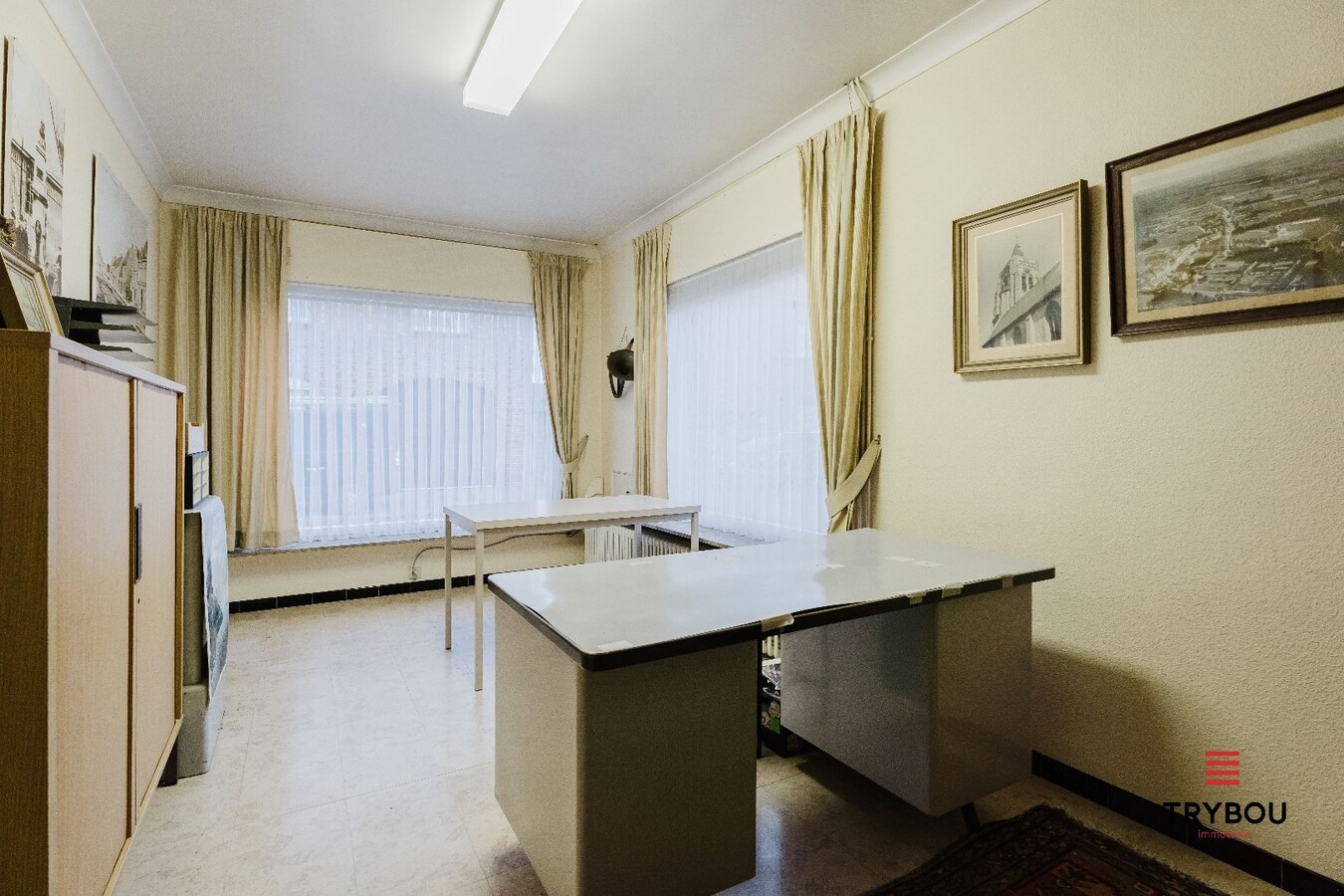 Ruime woning op groot perceel van 573 m² te Merkem. 