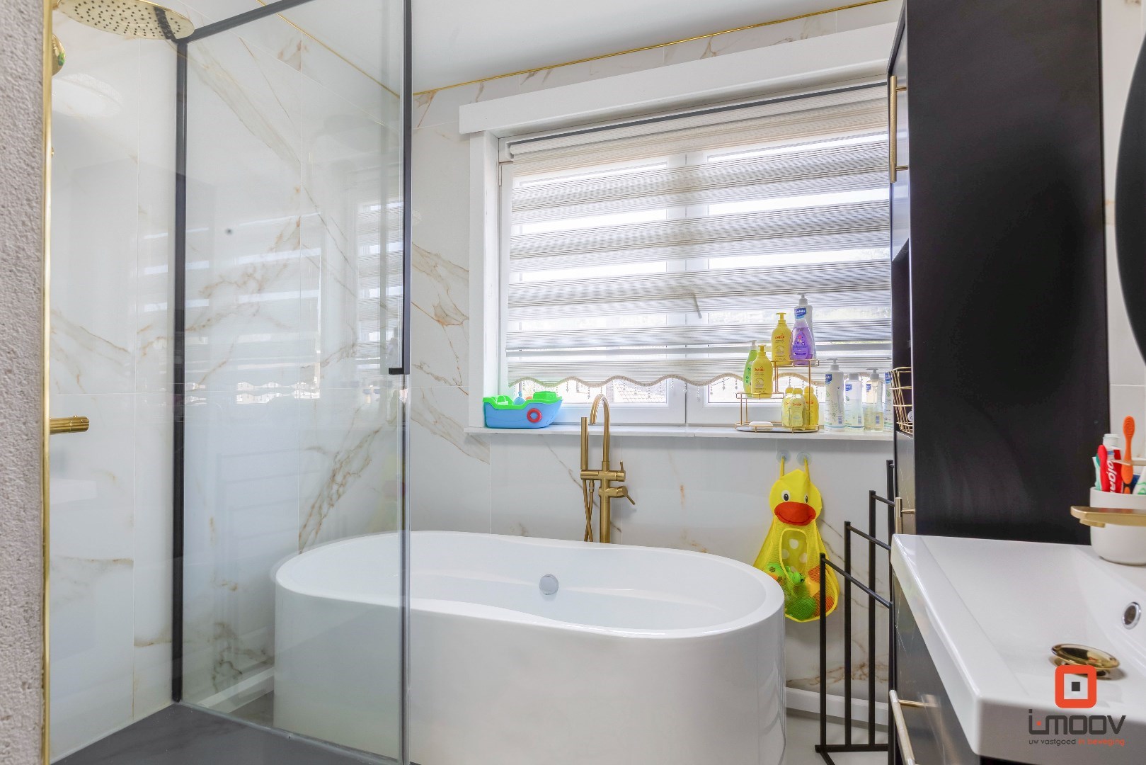 Lichtrijk, instapklaar en rustig gelegen appartement met 2 slaapkamers 