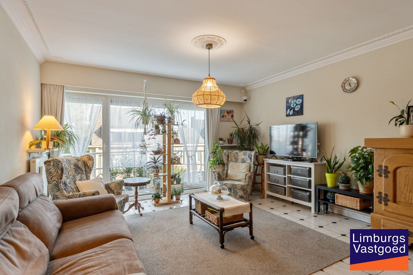 Ruim en centraal gelegen appartement, 2 slpk, met terras en garage 
