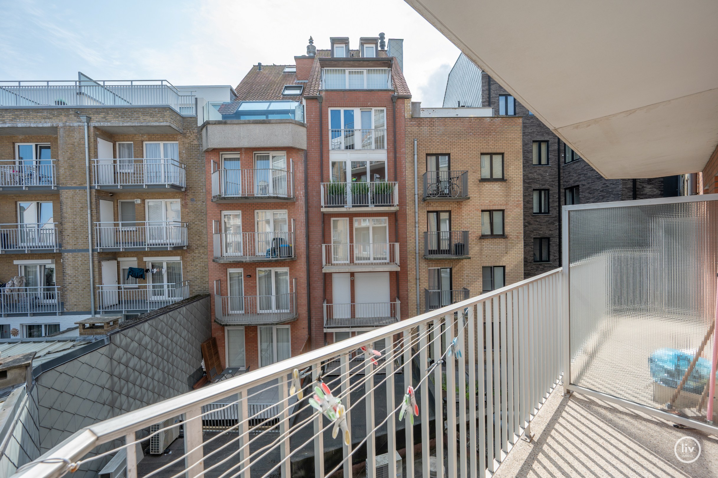 Aangenaam 2 slaapkamerappartement gelegen op een topligging in de Lippenslaan te Knokke. 