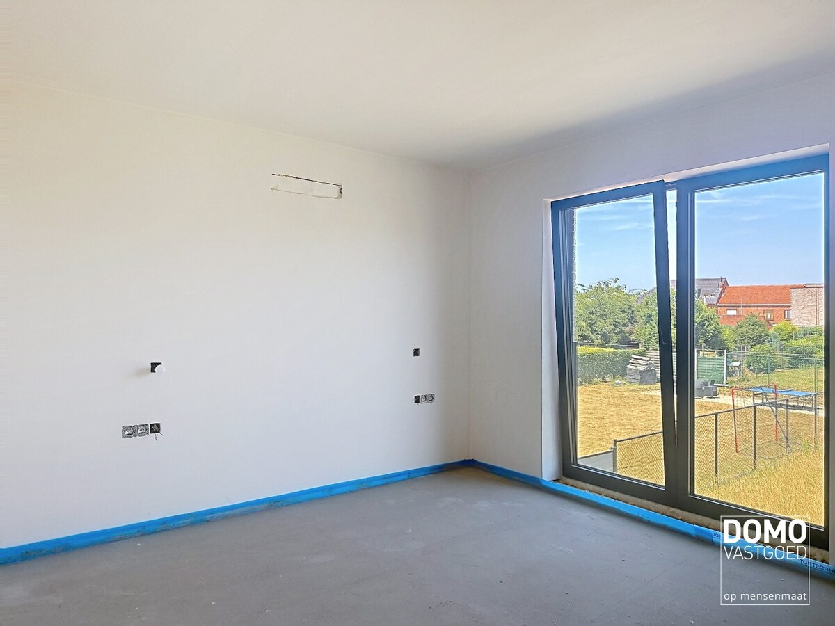 EXCLUSIEVE ENERGIEARME NIEUWBOUWWONINGEN MET 4 SLAAPKAMERS, TUIN &amp; CARPORT IN HARTJE KERMT (HASSELT) 