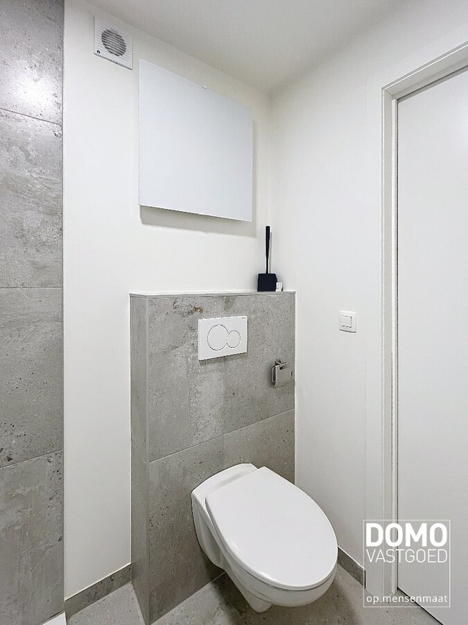 ENERGIEZUINIG EN VOLLEDIG GEMEUBELD APPARTEMENT TE TUILT (KURINGEN) 