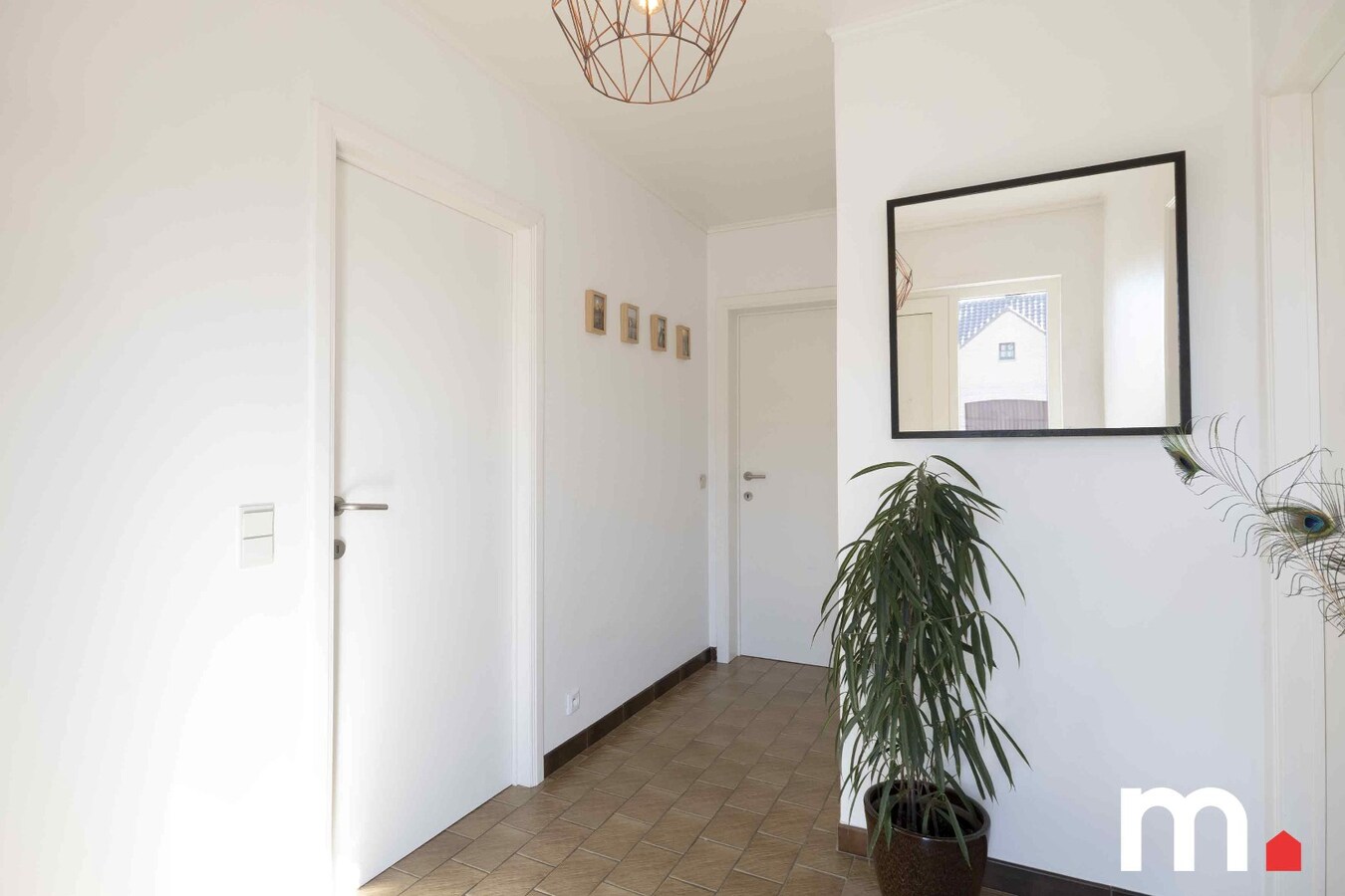 Mooie en welgelegen bungalow in centrum Oostrozebeke ! EPC B ! 