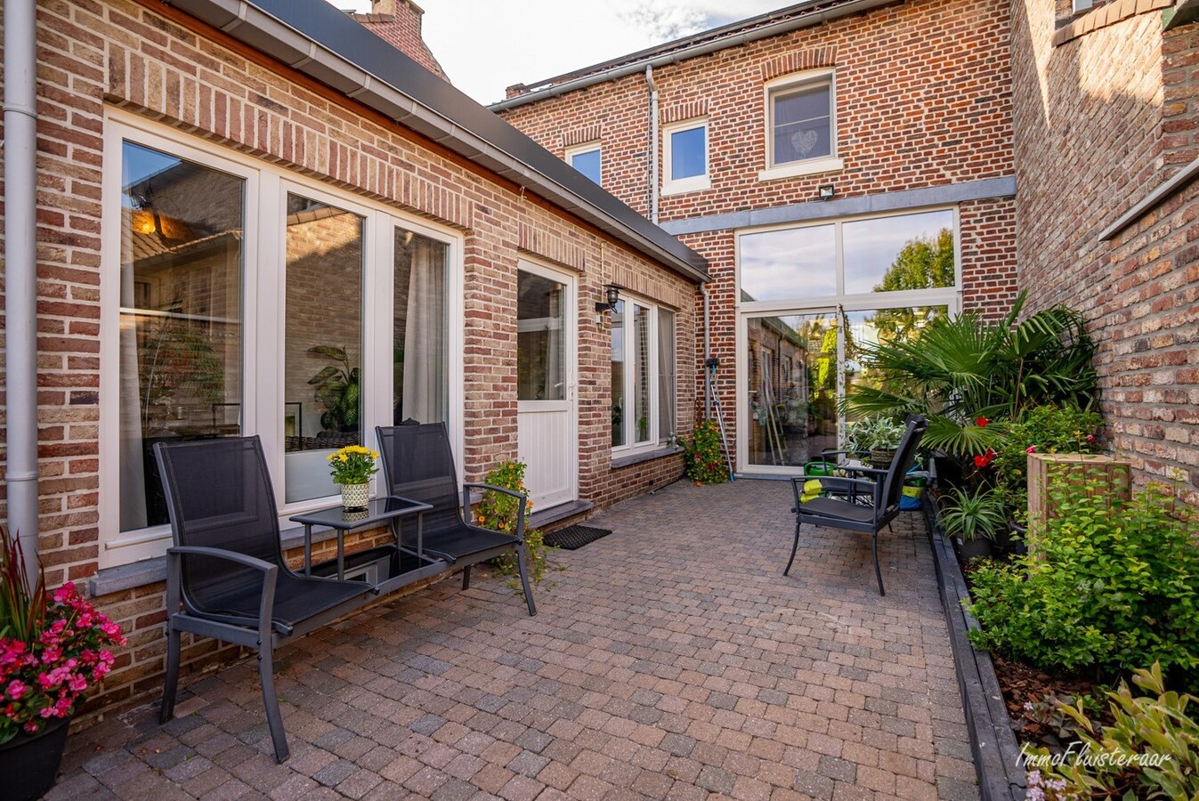 Charmante tweegezinswoning met paardenstallen op ca. 20 are in Bilzen 