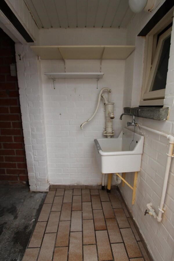 Woning met 3 slaapkamers en garage centrum-Ardooie 