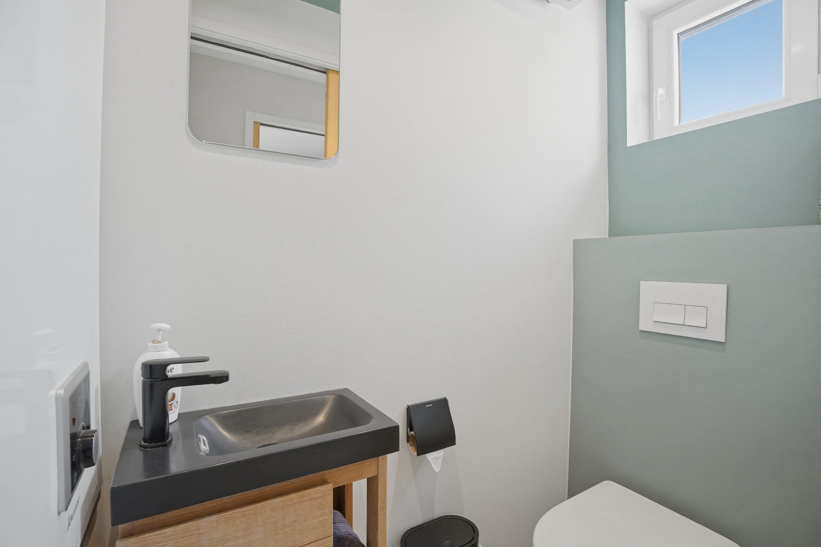 Recent gerenoveerde vakantiewoning (type bungalow) met 2 slaapkamers te Koksijde. 