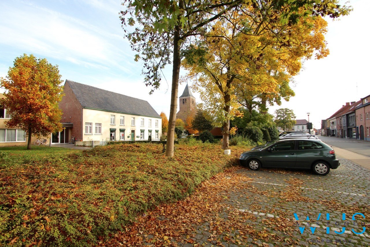 Prachtige duplex met garage in het rustige landelijke OOSTEEKLO ! 