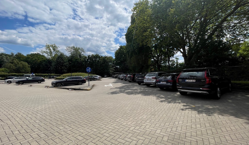 Instapklare kantoren te huur nabij E19 in Wilrijk