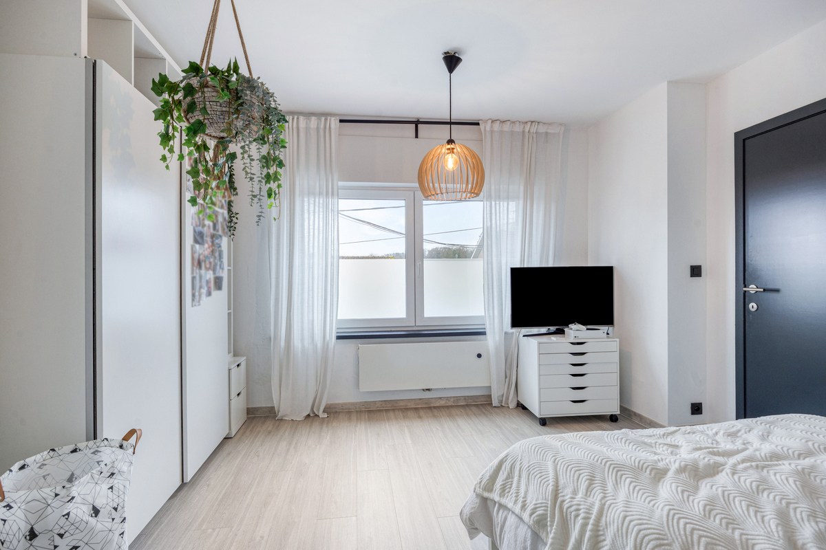 Halfopen bebouwing met 3 slaapkamers, tuin, terras en garage in Bertem! – EPC 128 kWh/m² - bewoonbare opp. 195 m² 