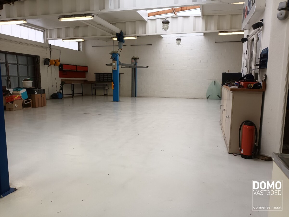 Multifunctionele ruimte rustig gelegen te Kuringen - 210m² 