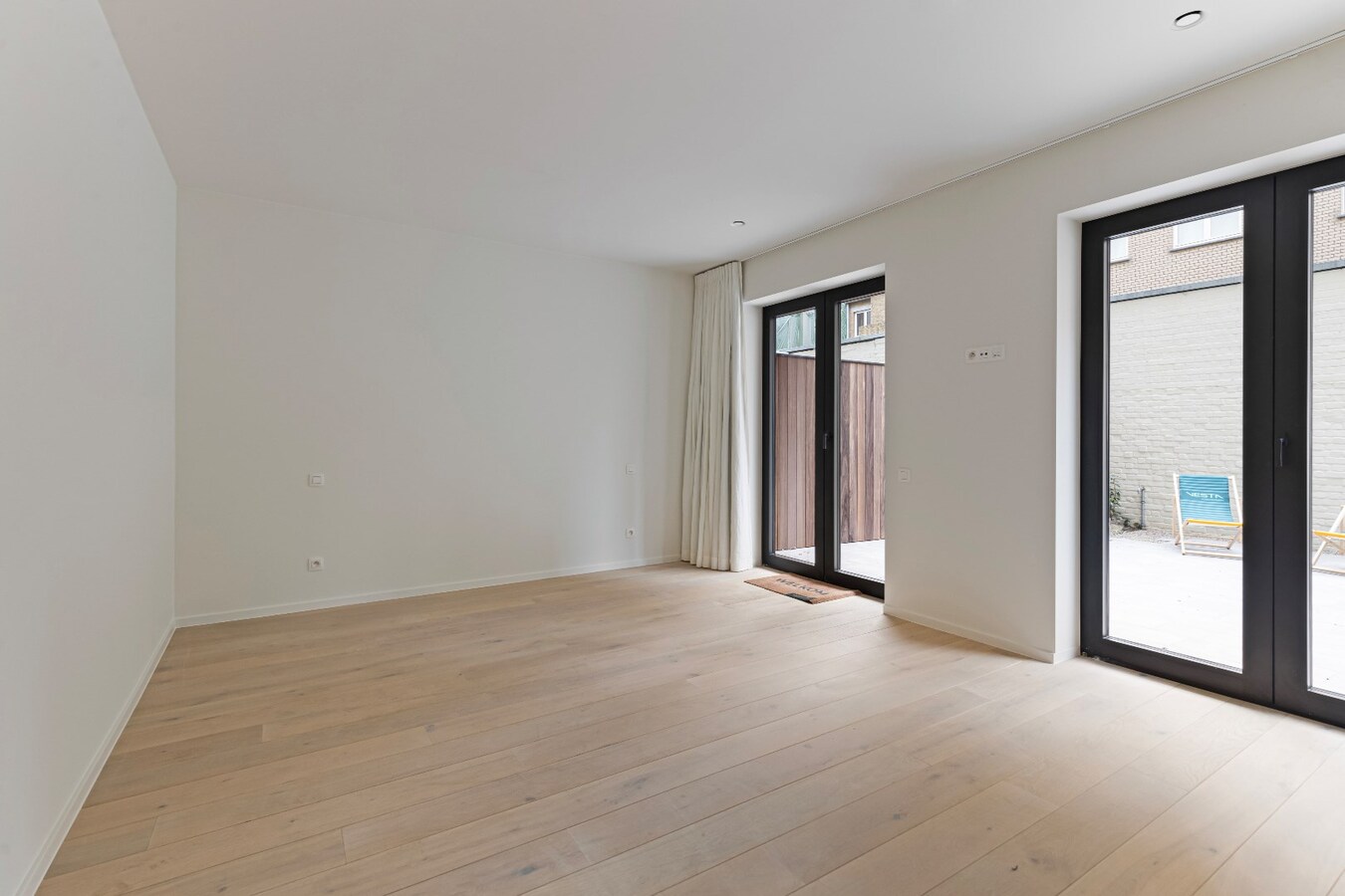 Zeezicht! Uitzonderlijk luxueus appartement op de Zeedijk in Oostduinkerke 